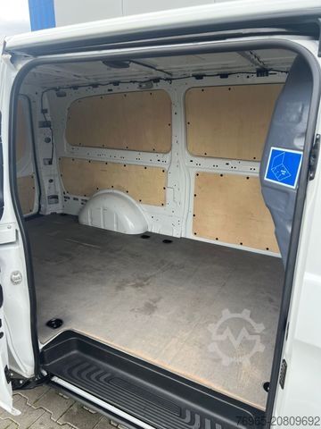 ون پَنِل MERCEDES-BENZ Vito 119 EXTRALANG KLIMA WEBASTO NAVI KAMERA AHK