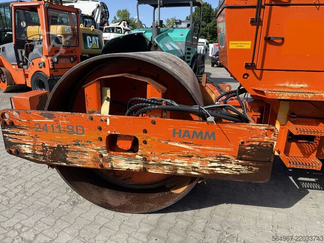 単一ドラムローラー Hamm 2411 SD Walzenzug 6 Zylinder Deutz