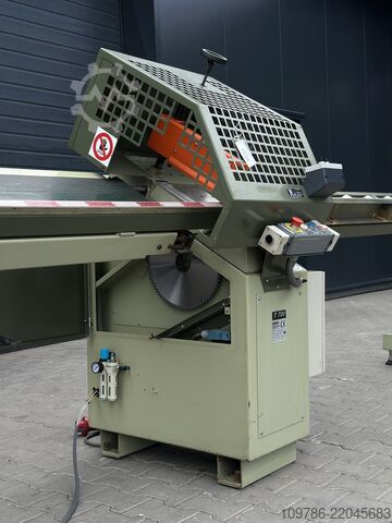 Поперечен трион OMGA T720 с лентов транспортьор OMGA T720