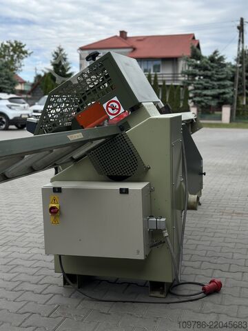 Поперечен трион OMGA T720 с лентов транспортьор OMGA T720