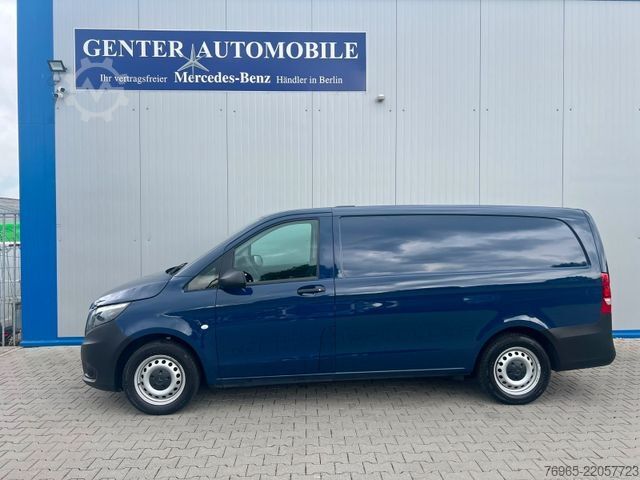 Slēgtais furgons MERCEDES-BENZ Vito 114 LANG KLIMA TEMPOMAT SCHRÄNKE/REGALE AHK