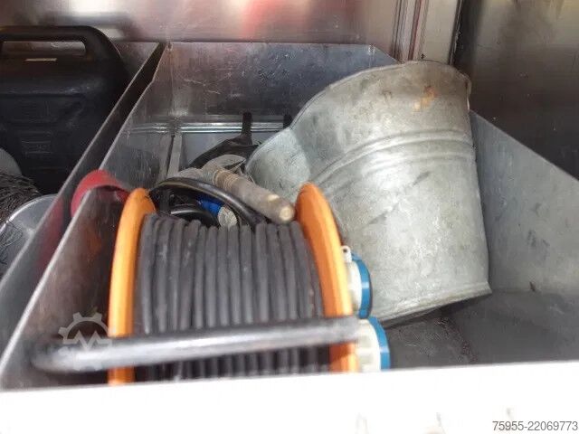 Plate-forme de levage DAF LF 250 METZ 30 meter