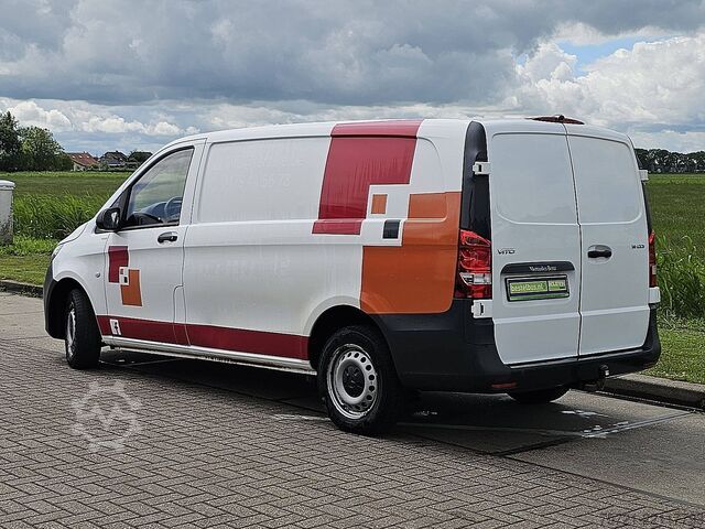 Camioneta familiar de techo alto MERCEDES-BENZ VITO 111 L2 Euro6 3-Zits