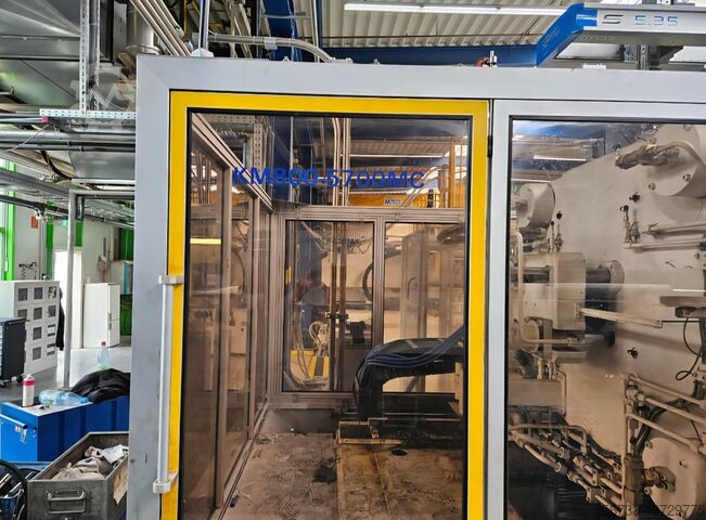 Mașină de turnat prin injecție KraussMaffei KM 800 - 5700 MC