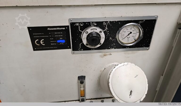 Mașină de turnat prin injecție KraussMaffei KM 800 - 5700 MC