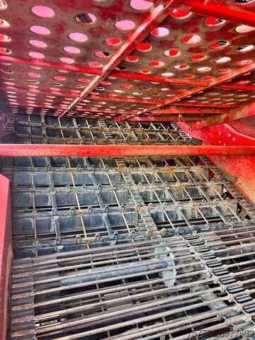 Poljoprivredna mašina  SE260