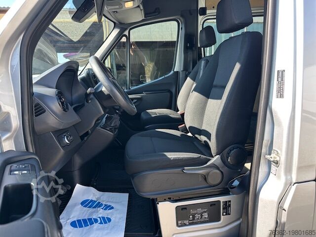 Tvöfaldur leigubíll Mercedes-Benz Sprinter 317 Mixto Maxi 5-Sitzer Kamera