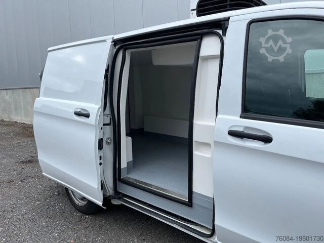 Βαγόνι με ψυγείο Mercedes-Benz Vito VITO*NACHTKOELING*VRIEZEN-18°*CAMERA*ZIJDEUR