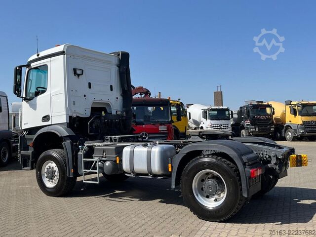 Standard trækkerunit MERCEDES-BENZ Arocs 2043 AS 4x4 SZM nur 137TKM ! Kipphydraulik