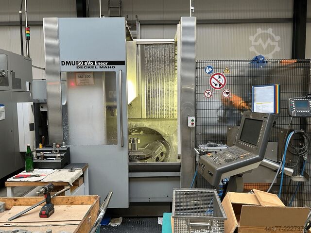 Centro di lavoro universale DMG MORI DMU 50 eVo linear