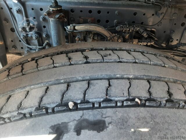 Roll-off truck Iveco Stralis 460