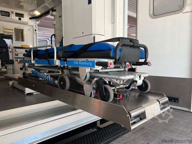 Hasičské auto MERCEDES-BENZ 516 CDI Krankenwagen*RTW*Liege*1.HD