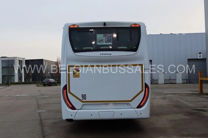 Autocarros interurbanos Iveco Crossway/Airco/Lift