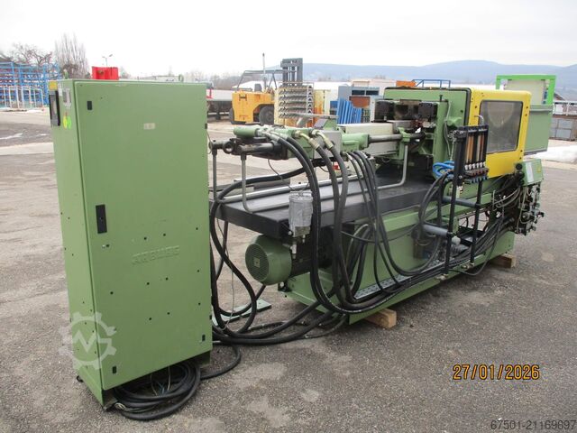 เครื่องฉีดขึ้นรูป Arburg 320M 850-210 (3405)