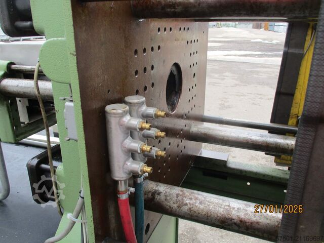 เครื่องฉีดขึ้นรูป Arburg 320M 850-210 (3405)