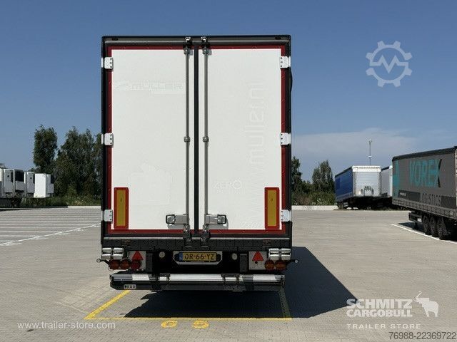 Reefer semitrailer Schmitz Cargobull Tiefkühler Standard Ladebordwand