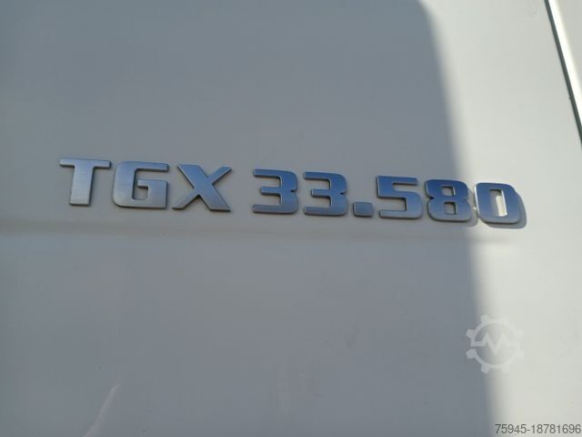 Štandardný ťahač MAN TGX 33.580 / 6x4 , Kran Q 150Z96, TÜV 02/2026
