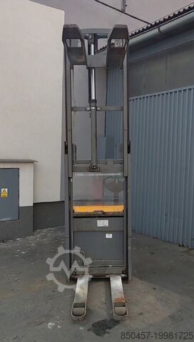 托盘堆垛车 Jungheinrich EJC 112 2.5m/ flee lift/ 2105mh/ 2017y