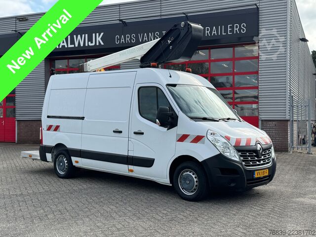  Renault Master