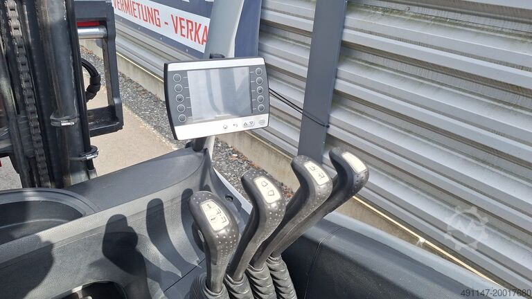 Električni viljuškar na 4 kotača Still RX 20-16 P