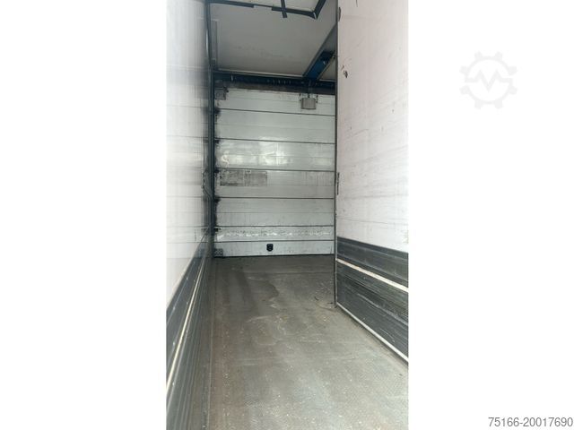 Box truck MERCEDES-BENZ ATEGO 1524 L ISOLIER-Koffer 6,30 m LBW 1 T