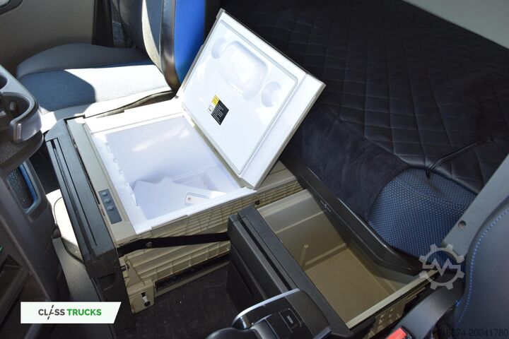 标准拖拉机装置 VOLVO FH 500 Globetrotter XL Varios