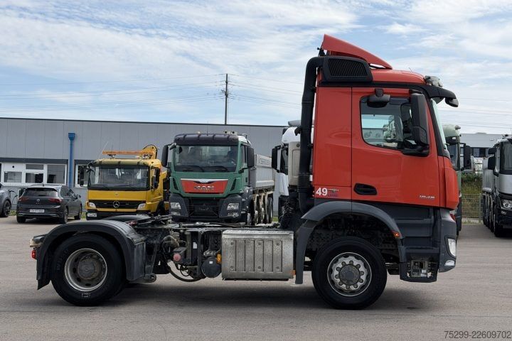 Tracteur routier standard Mercedes-Benz Arocs 1846 4x2 Sattelzugmaschine / Swiss-Vehicle