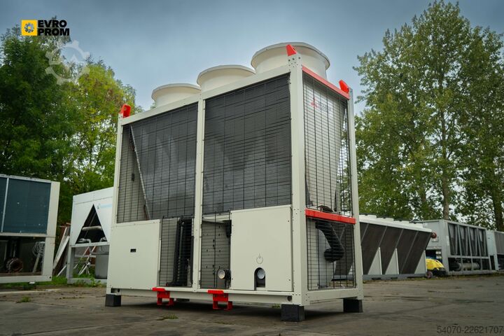 Máy làm lạnh nước (chiller) New Industrial Chiller CLIMAVENETA - 90.2 KW | With warranty