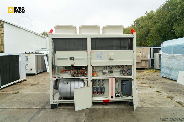 Máy làm lạnh nước (chiller) New Industrial Chiller CLIMAVENETA - 90.2 KW | With warranty