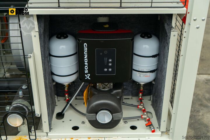 Máy làm lạnh nước (chiller) New Industrial Chiller CLIMAVENETA - 90.2 KW | With warranty