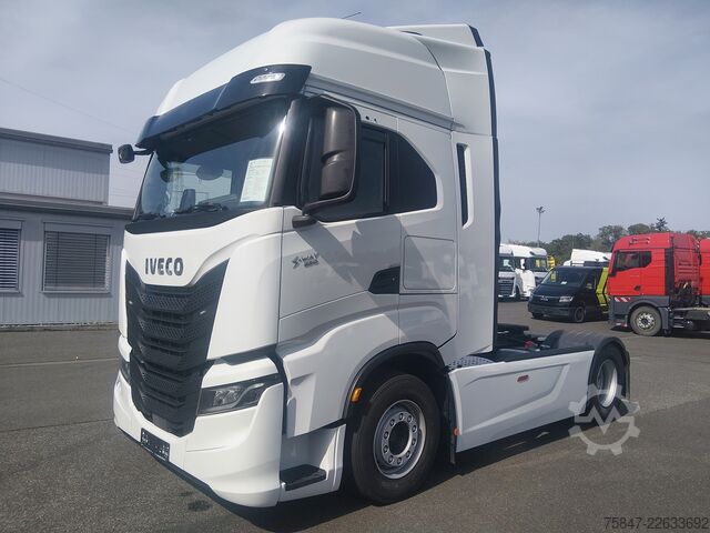 đầu kéo tiêu chuẩn Iveco S-Way AS 440 S 53 T/P Hydraulik