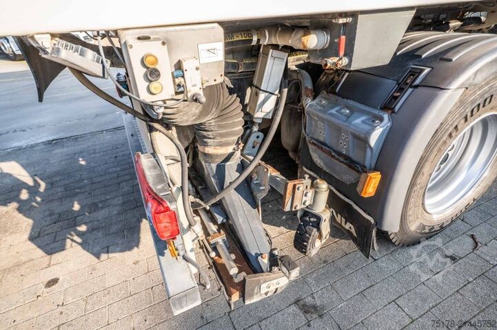 Vejfejemaskine SCANIA P280 - SCHORLINGER OPTIFANT 70