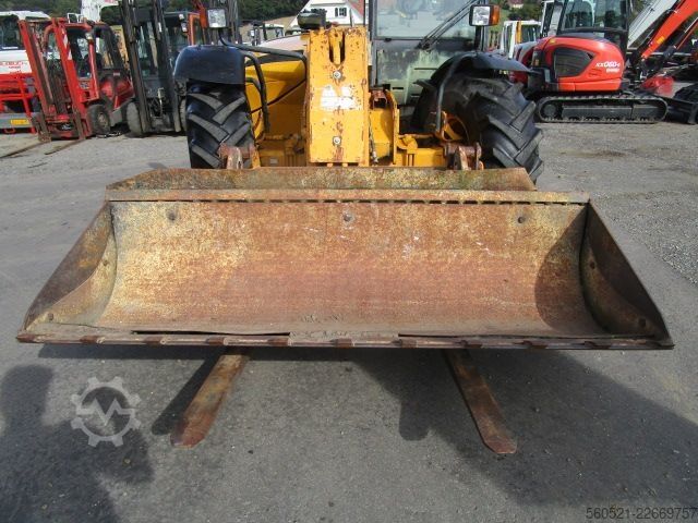 कठोर टेलीहैंडलर JCB 530-70 mit Palettengabel + Schaufel