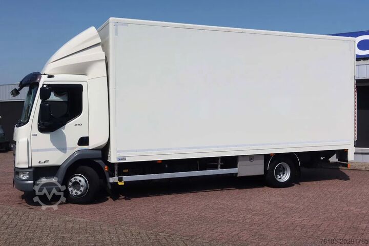 βαλίτσα DAF LF 210 Bakwagen + Dhollandia klep 1500 kg