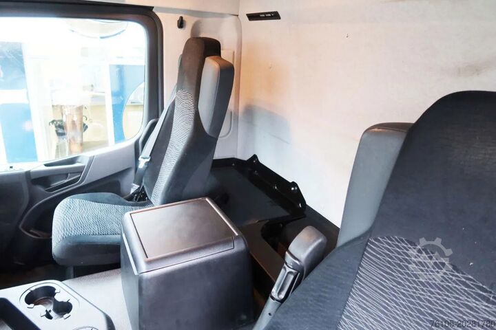 Maleta Mercedes-Benz Actros 1840 L Bakwagen + Bar klep 2000 KG + Geï...
