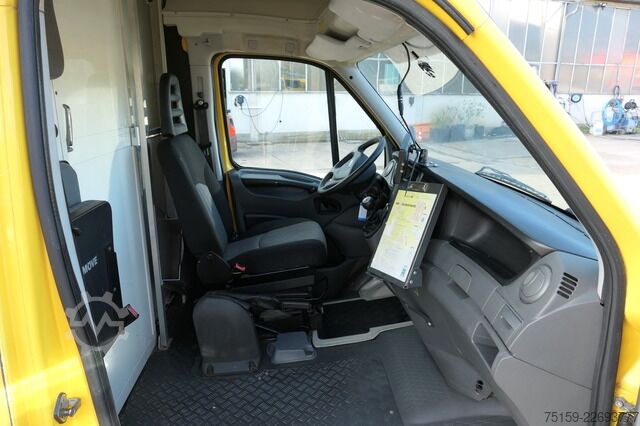 Sandučar iveco Daily 35 S11 C30C AUTOMATIK KAMERA Regale LUFT DURCHGANG EURO-5 CoC