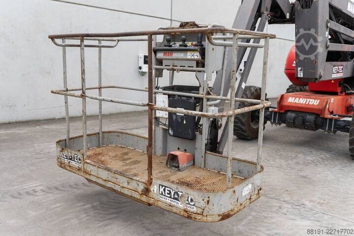Plate-forme de travail télescopique articulée Manitou 160 ATJ