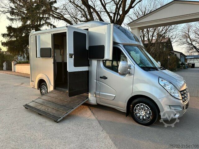 Skåpbil Renault Master STX Haras 1-2 Pferde Automatik