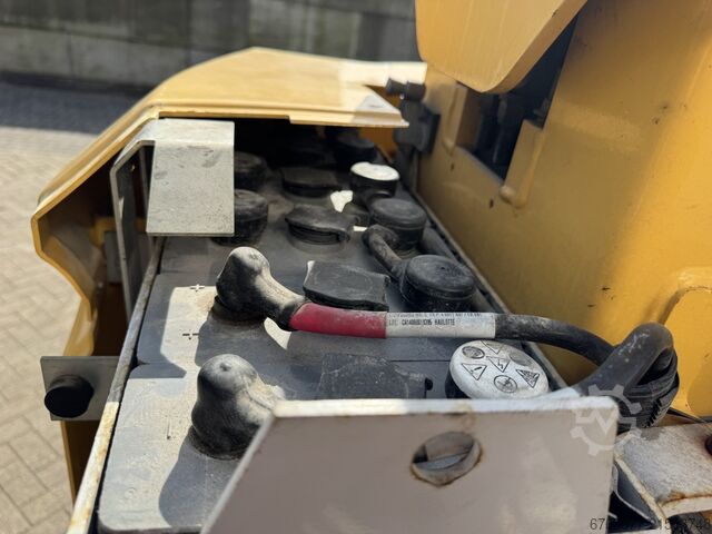 Haulotte Star 10 elektrisk mastelift / vertikal bomlift, 10 m arbejdshøjde, årgang 2014, TÜV til 7-2 HAULOTTE Star 10 Electric Masthoogwerker / Vertical Boom lift 10M werkhoogte 2014  TUV 7-2026