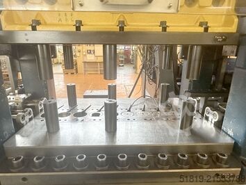 Hızlı pres BRUDERER BSTA 60 HSL