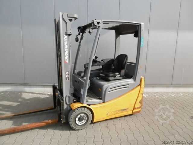 Forklift pemuat hadapan JUNGHEINRICH EFG 216K GE115-310ZZ