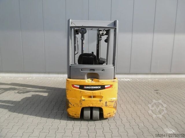 Forklift pemuat hadapan JUNGHEINRICH EFG 216K GE115-310ZZ