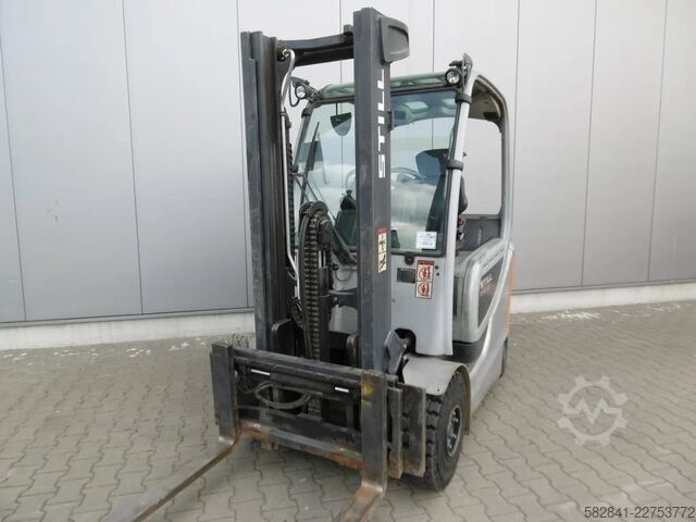 Empilhadeira frontal STILL RX 60-25 / Container