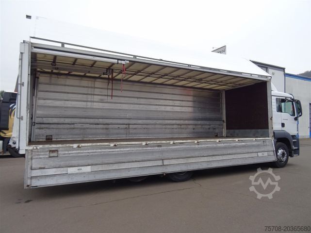 Камион со кутија MAN 26.360 TGS*Schwenkwand*20 Pal*Lift/Lenk*2 to LBW
