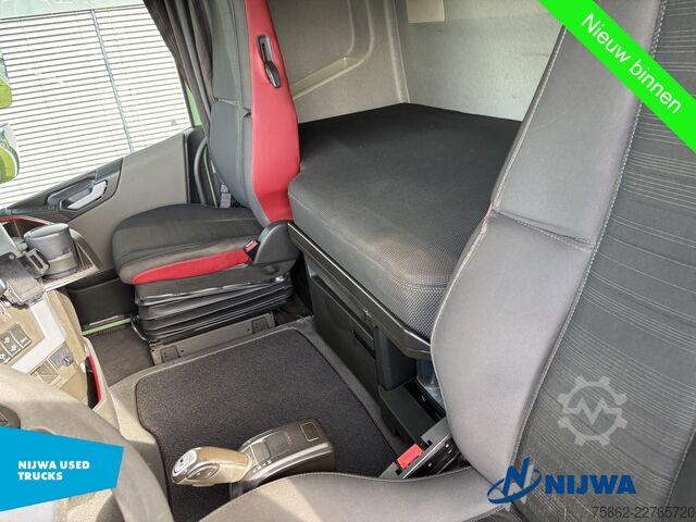 Estándar-SZM Volvo FH 460 6x4 i.c.m. ESVE oplegger met Palfinger E...