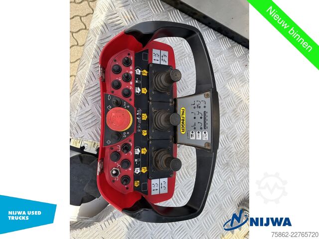 معيار SZM Volvo FH 460 6x4 i.c.m. ESVE oplegger met Palfinger E...