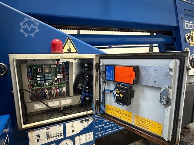 Macara pentru toate tipurile de terenuri Böcker AHK 25/800 Trailer Crane, 2011, 1.965 hours!