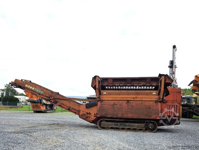 Planta de peneiramento de peças grandes EXTEC ROBOTRAC