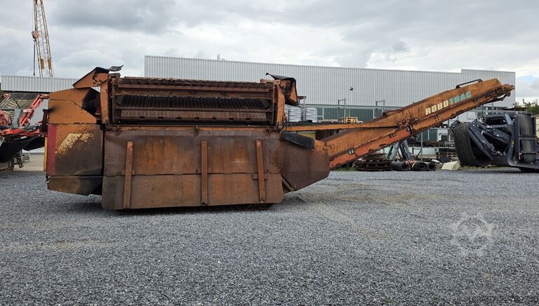 Planta de peneiramento de peças grandes EXTEC ROBOTRAC