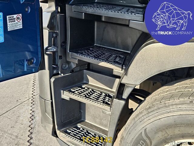  Renault T 520